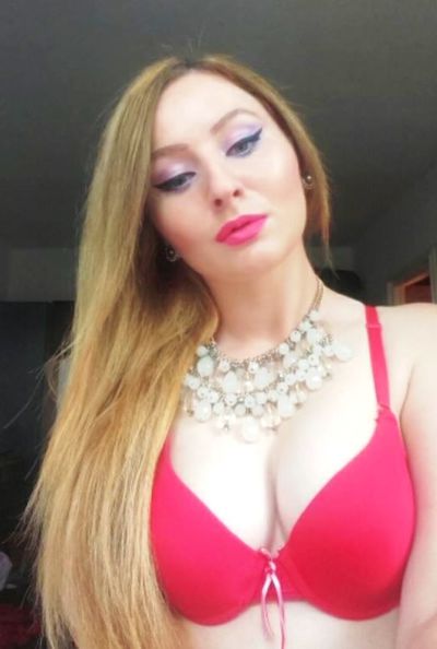 Super Busty Escort in Coral Springs Florida
