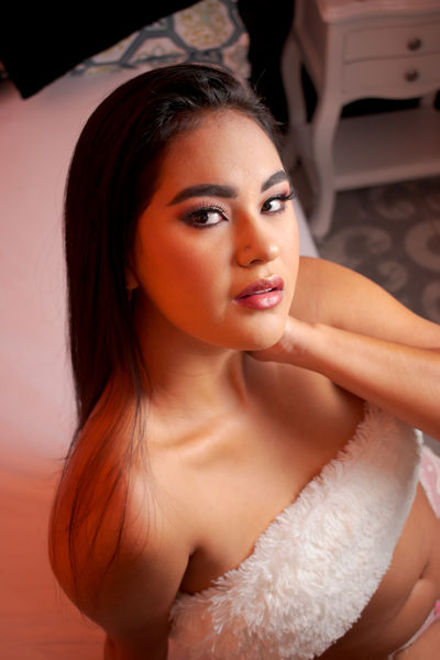 Isa Martin - Escort Girl from New Haven Connecticut