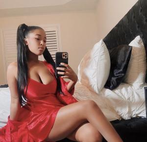 Diane Urquhart - Baby Leeds, United Kingdom